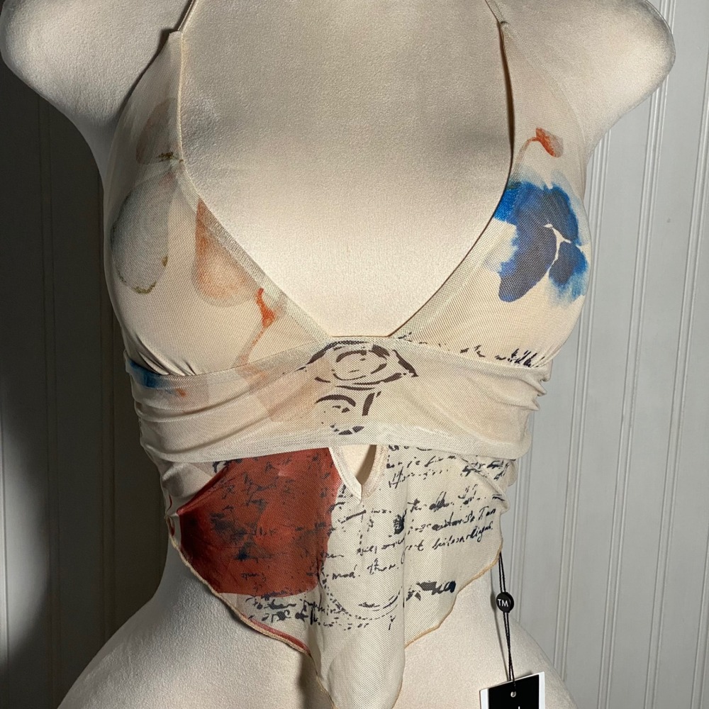 NWT TigerMist Cool Girl Graphic Print Halter Top Mesh Handkerchief Hem Backless